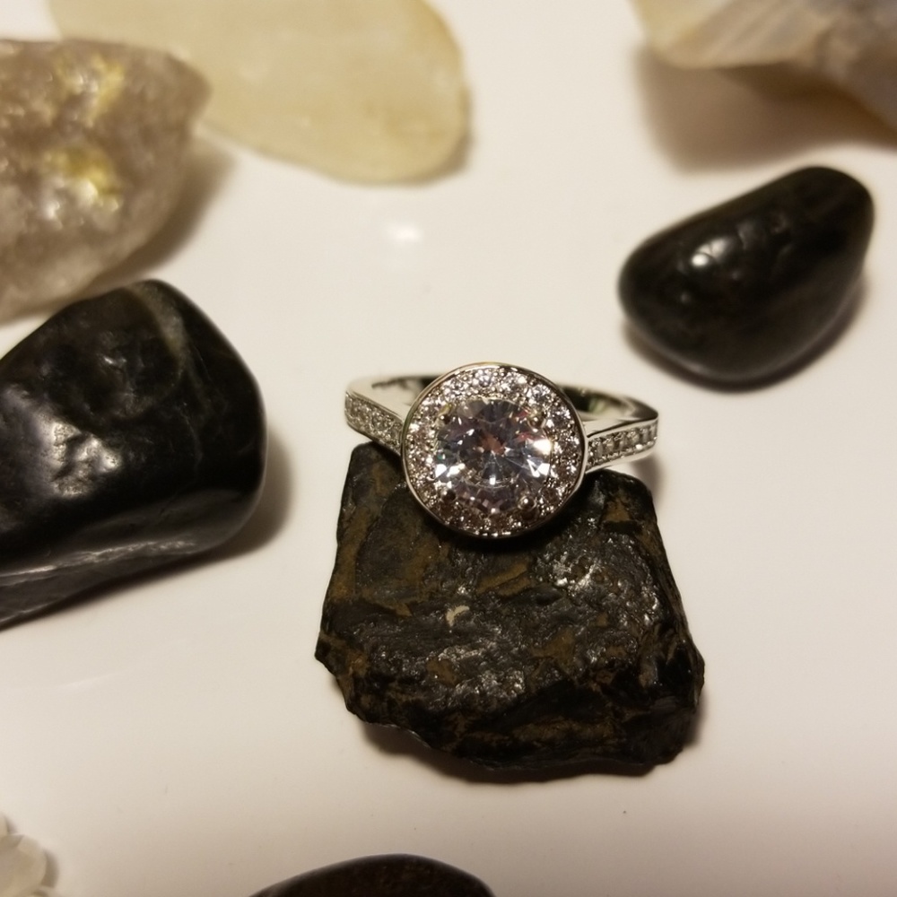 Beautiful CZ engagment style ring